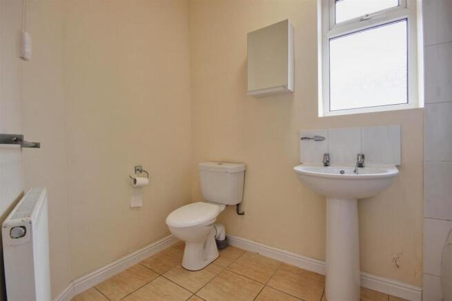 2 bed Detached Bungalow for sale Image 9
