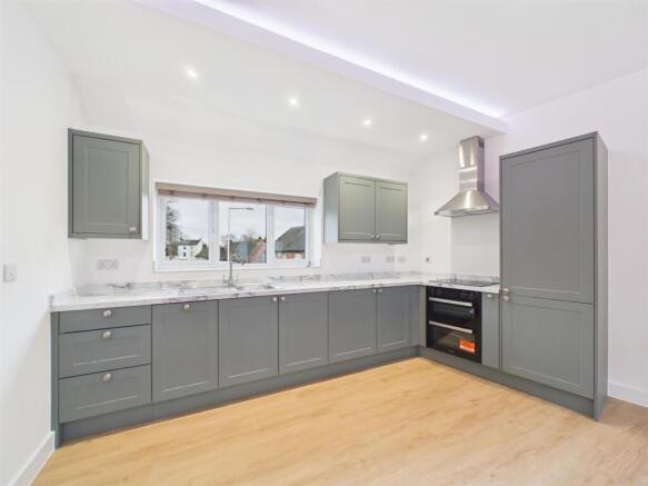 Kitchen / Living Area