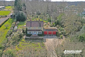Holly House, Carters Hill, Billingbear, Binfield RG40 5RR