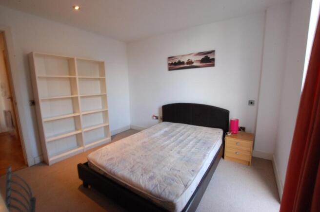 1 bed Apartment to rent Image 4