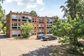 Flat 10, Willerton Lodge, Bridgewater Road, Weybridge KT13 0ED