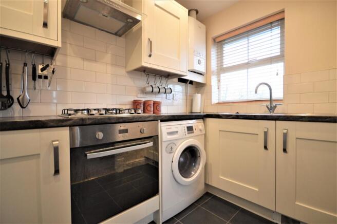Kitchen (image 1)
