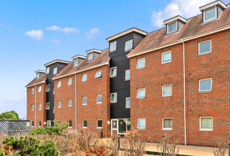Nayland Court, Market Place, Romford, RM1