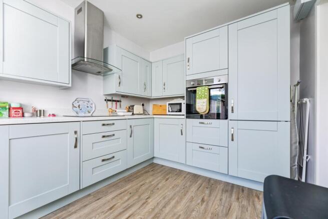3 bed Detached Bungalow for sale Image 4