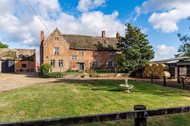 6-bed house on Stunning Church Views, 1.81 Acres & 15,000+ Sq. Ft. of Character Buildings in the Heart of the Norfolk Broads, £1,100,000
