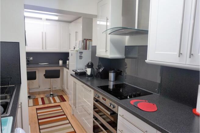 Kitchen / Breakfast