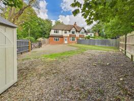 216, Bath Road, Reading RG30 2HN