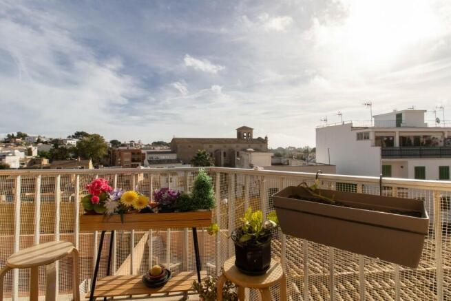 PS03680 Flat with ba