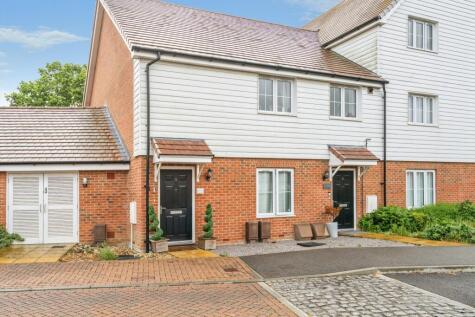 99 Peckham Chase, Eastergate, Chichester, PO20