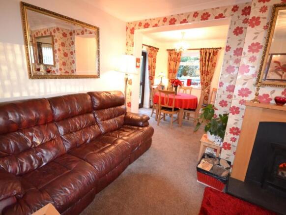Sitting/Dining Room
