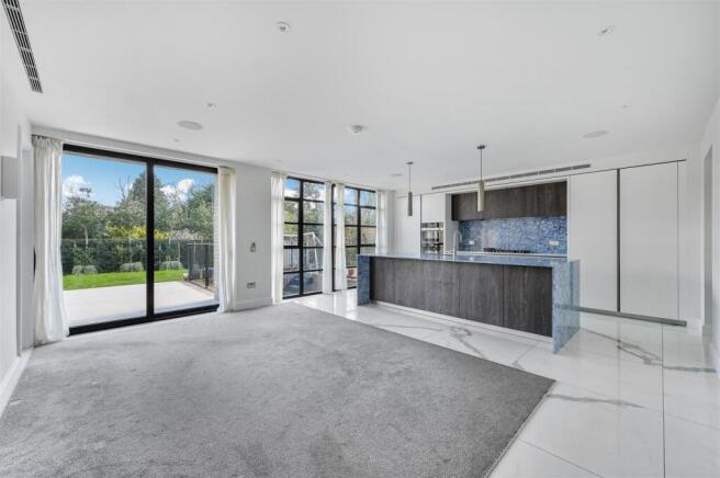 LINCOLN AVENUE, 3A-4.jpg