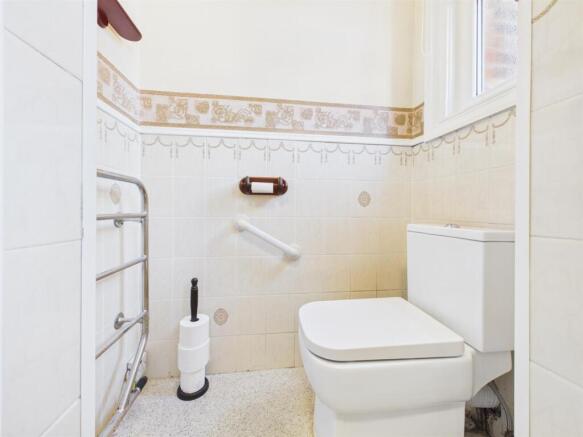 1 bed Flat for sale Image 9