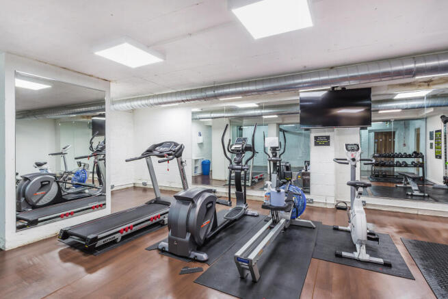 Gymnasium 2.jpg
