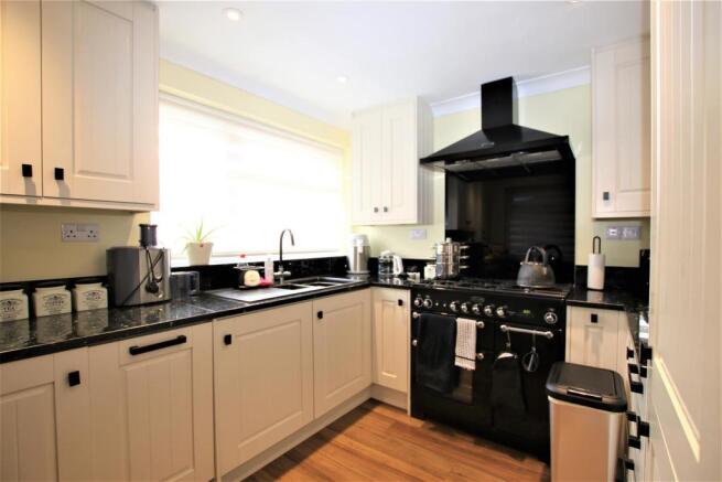 Kitchen / Breakfast Room