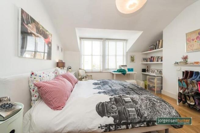 Photo 6