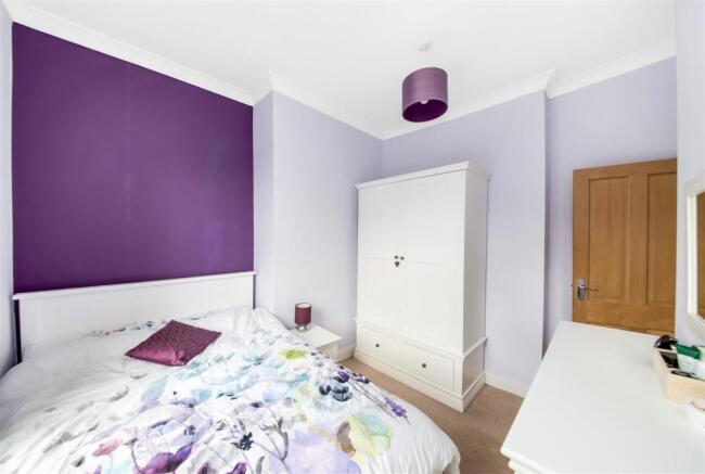 bed 1 (1).jpg