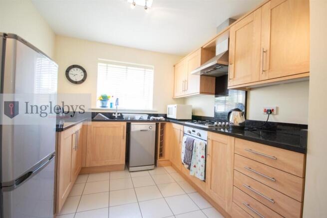 4 bed Detached for sale Image 9