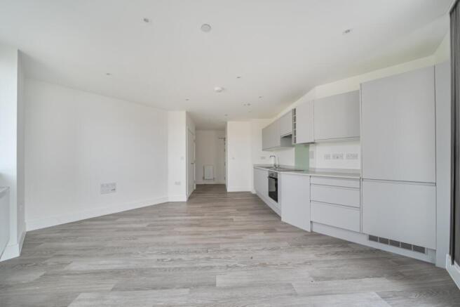 -69b1726ba7b22-l-...