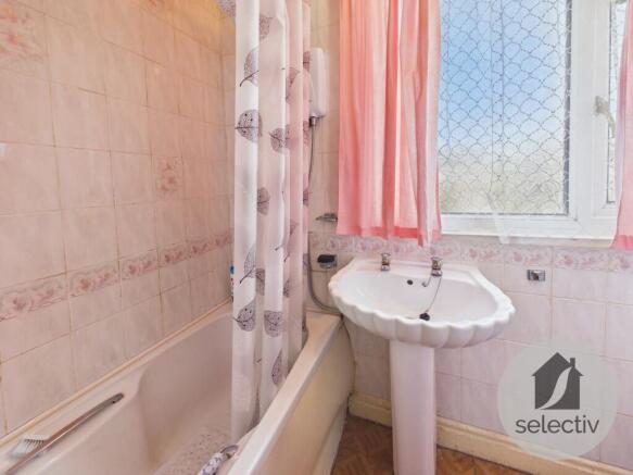 3 bed Semi-Detached for sale Image 7