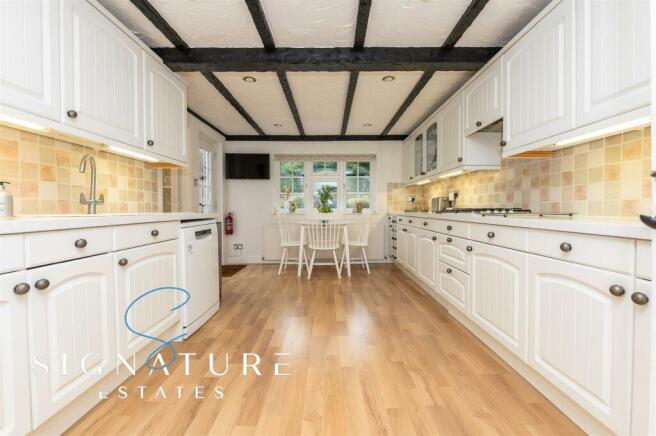Kitchen/Breakfast Room