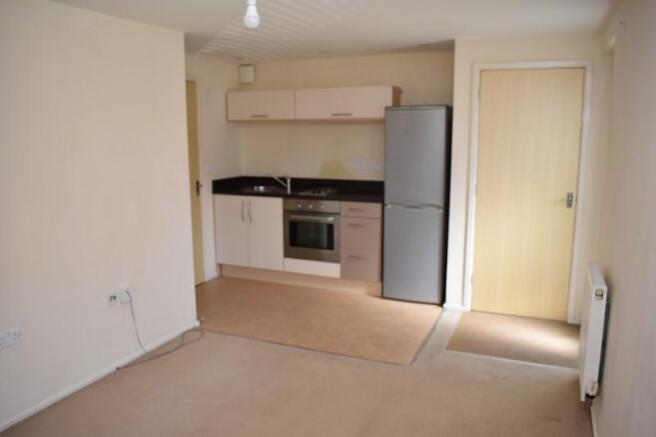 Open plan kitchen / lounge
