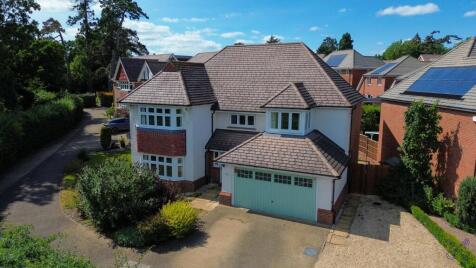 Jupiter Road, Evesham, Worcestershire, WR11