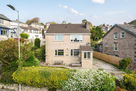 2 Rufford Drive, Grange-over-Sands, Cumbria, LA11 6DQ