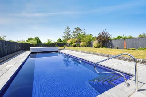 Eastwood End, Wimblington, March