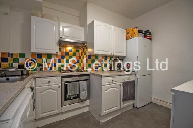 4 bed Terraced to rent Image 4