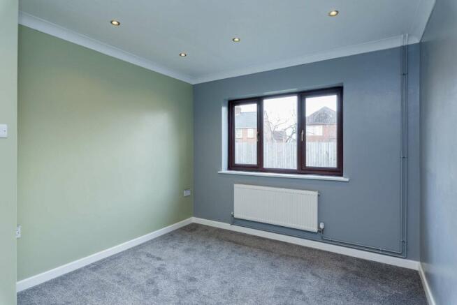 Bedroom 1 (Double)