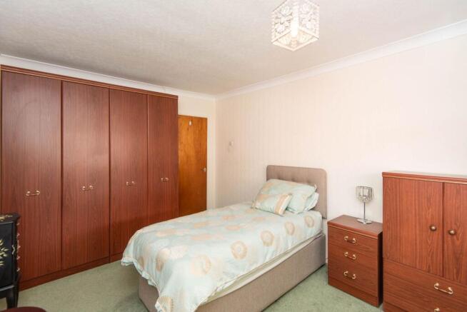 Beeley Close, Inkersall, S43 photo 4
