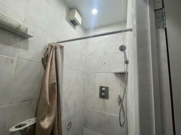 Shower.jpg