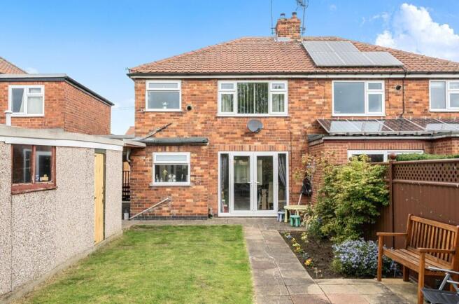 3 bed Semi-Detached for sale Image 12
