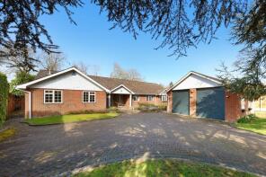 Blue Cedars, Wayside Gardens, Gerrards Cross SL9 7NG
