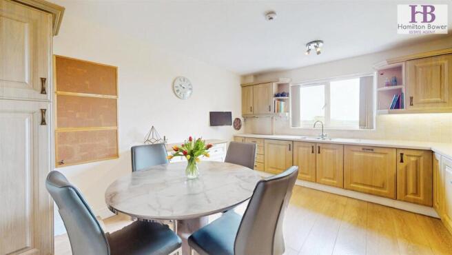 dd8c6446-46-Heywood-Court-05082026_161023.jpg
