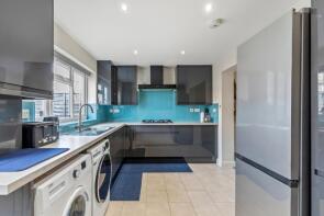 40, Scarsdale Road, Harrow HA2 8LW