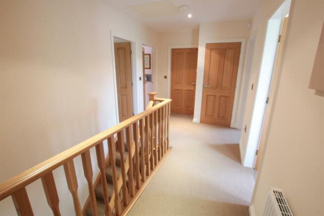 FIRST FLOOR LANDING