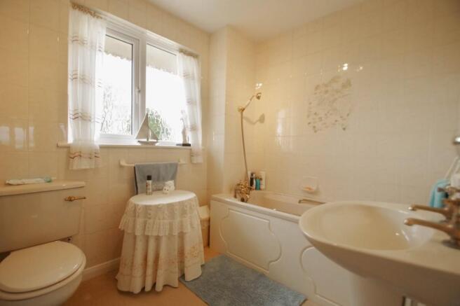 Photo 16