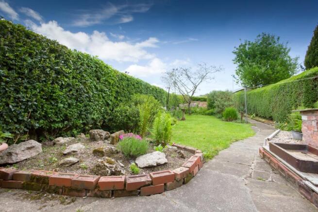 Garden (A)