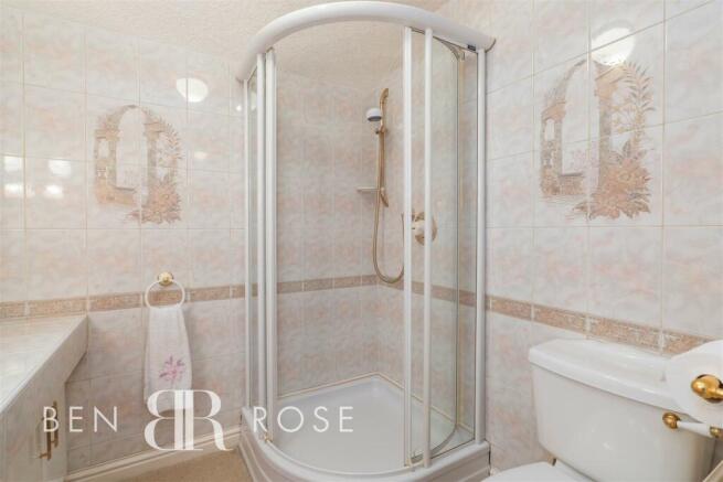 Master Ensuite