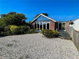 25, Grebe Close, Lymington SO41 0XA