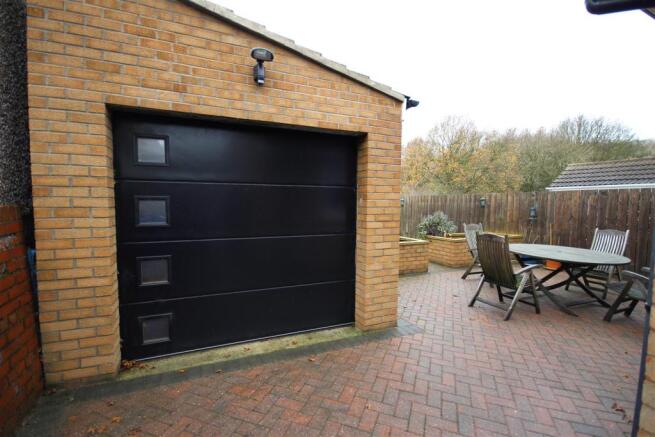 72 Valley Drive KIRKELLA (17)_lzn.jpg