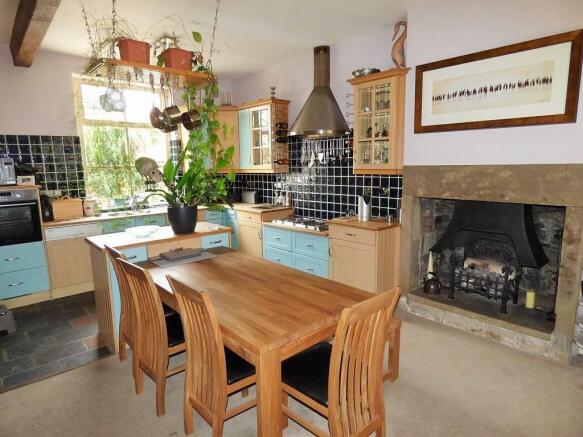 nd Stone Mullioned Fireplace