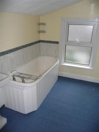 BATHROOM/W.C. VIEW 2