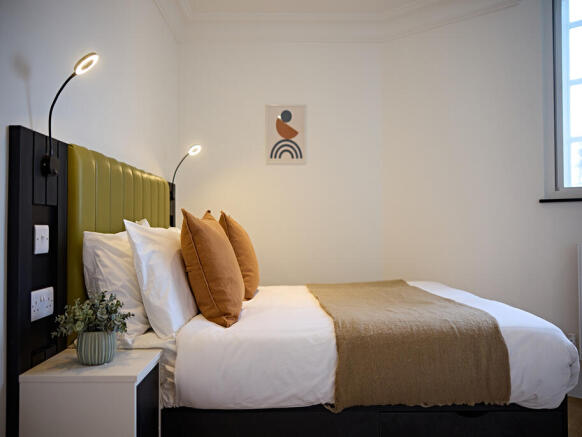 2 bed Apartment to rent Image 8