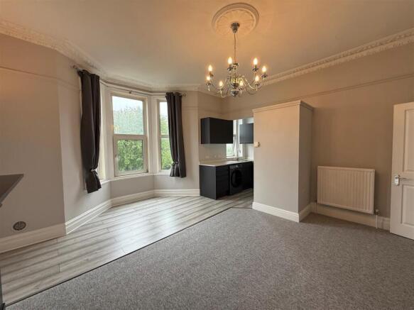 Kitchen Lounge.jpg