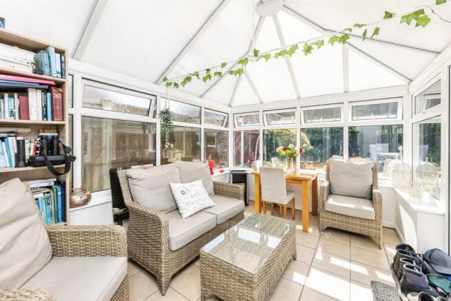 2 bed Detached Bungalow for sale Image 8