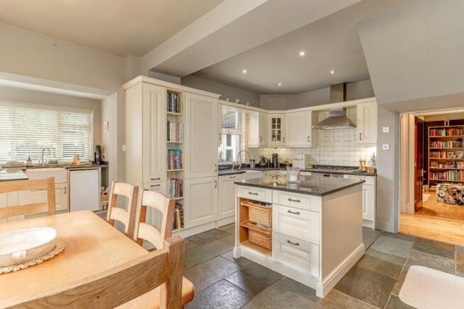 Dining Kitchen - D.jpg