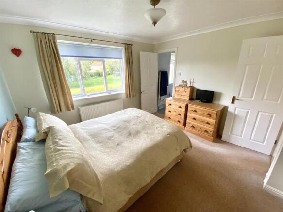 BEDROOM 1