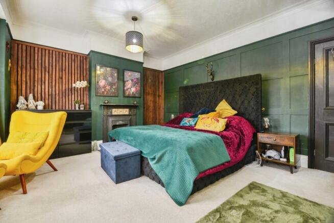 3 bed Terraced for sale Image 6